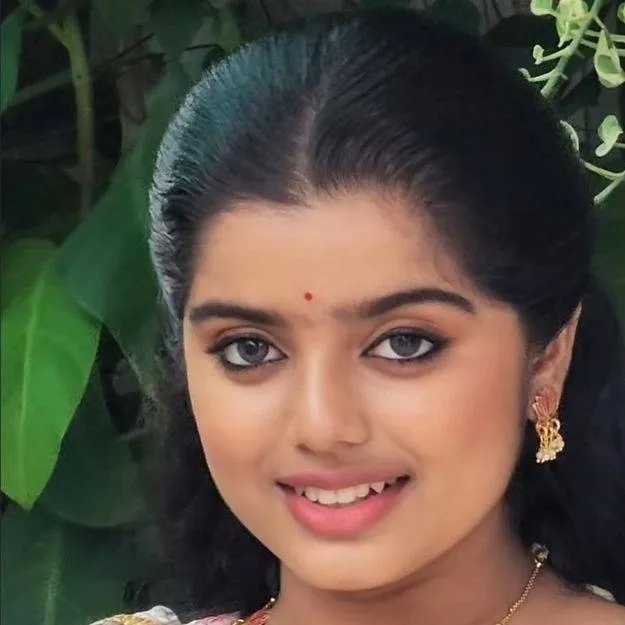 chat with ai character: Amritha 