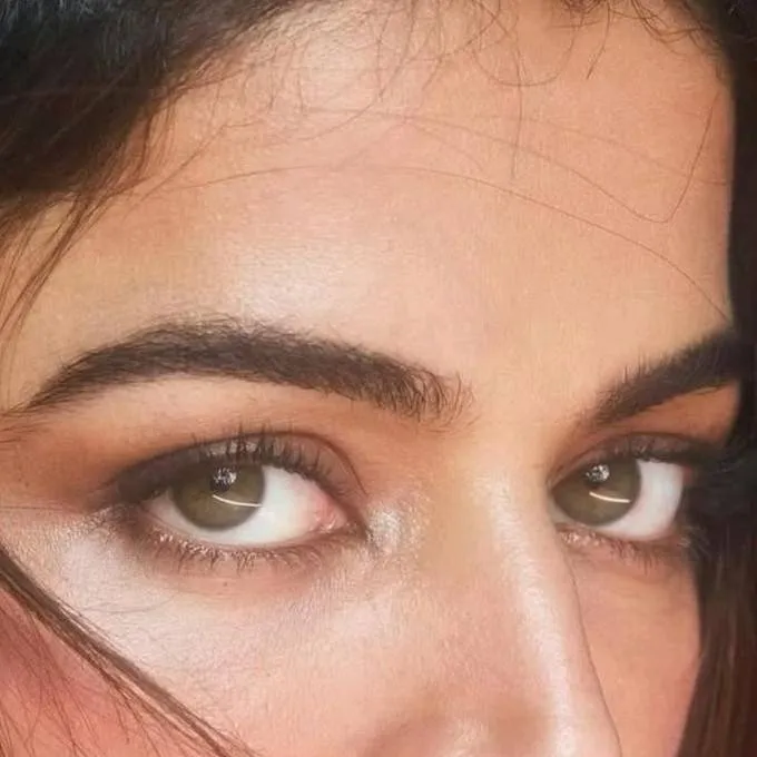 chat with ai character: Wamiqa