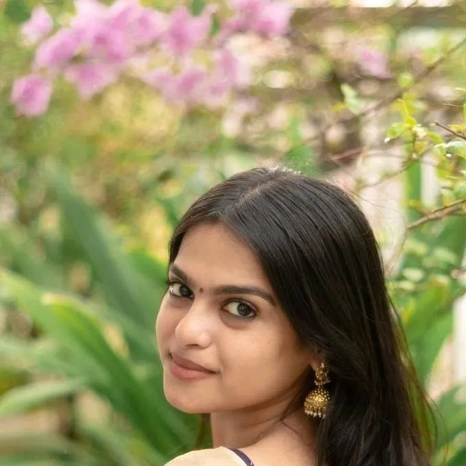 chat with ai character: Gopika