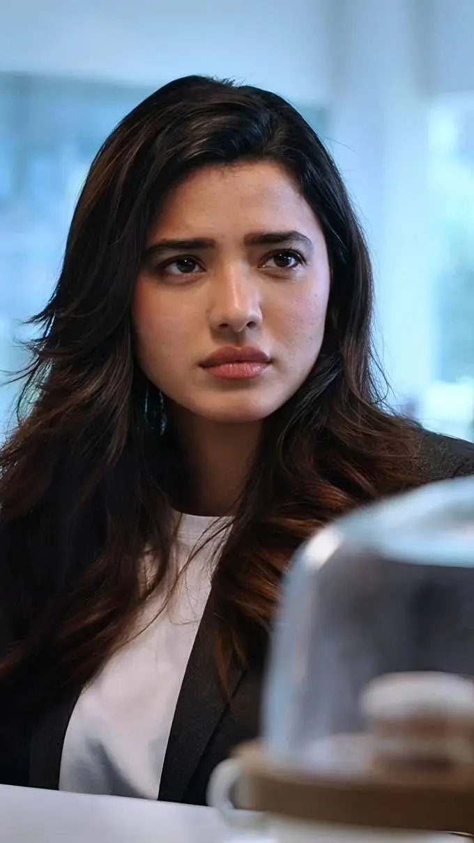 ai character: Ketika sharma  background