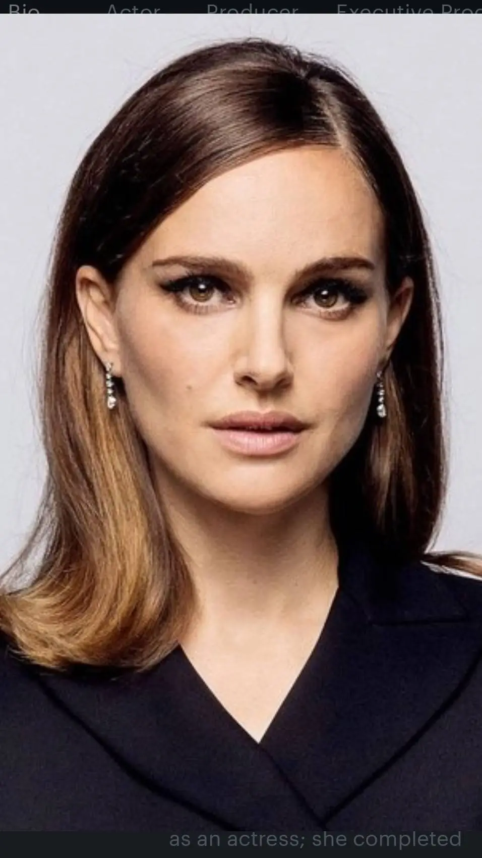 ai character: Natalie Portman  background