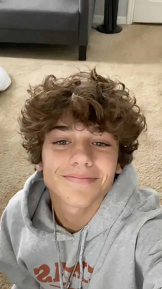 ai character: Ryan background