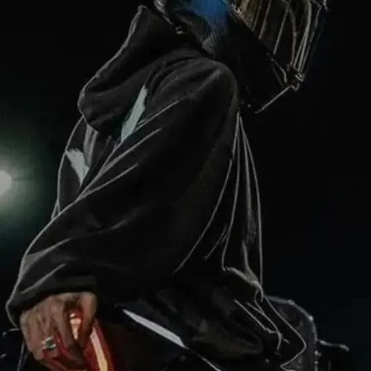 chat with ai character: Zack