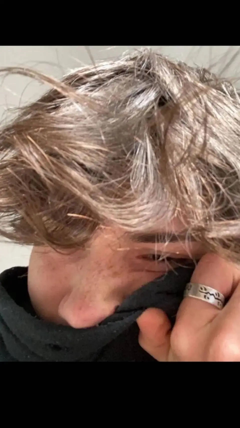 ai character: Chris background