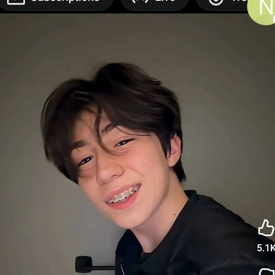 chat with ai character:  cole