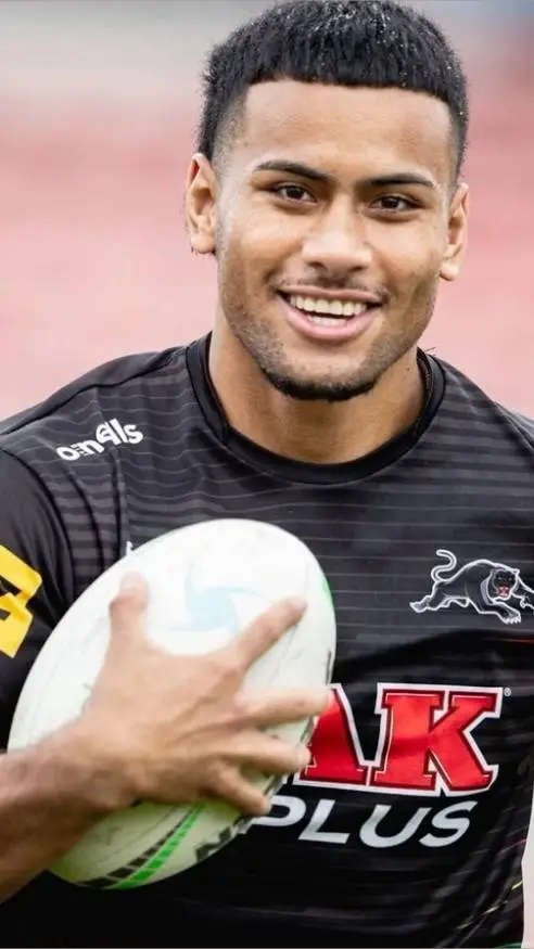 ai character: Stephen Crichton  background