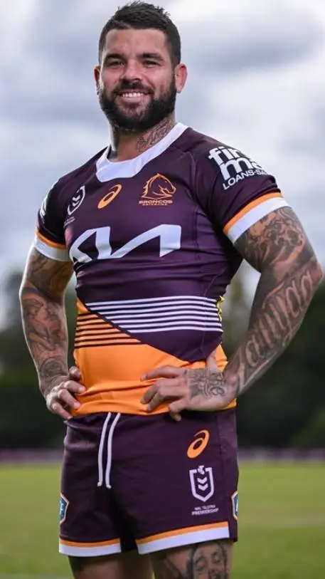 ai character: Adam Reynolds (C) background