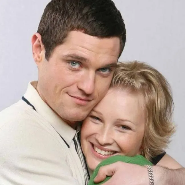 chat with ai character: Gavin & Stacey