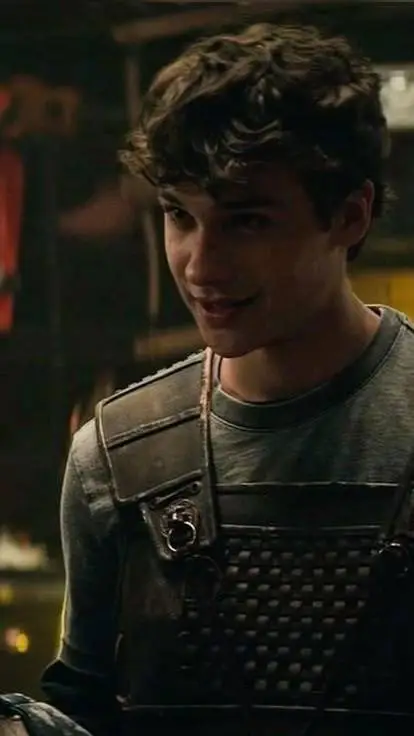 ai character: Mattheo Riddle background