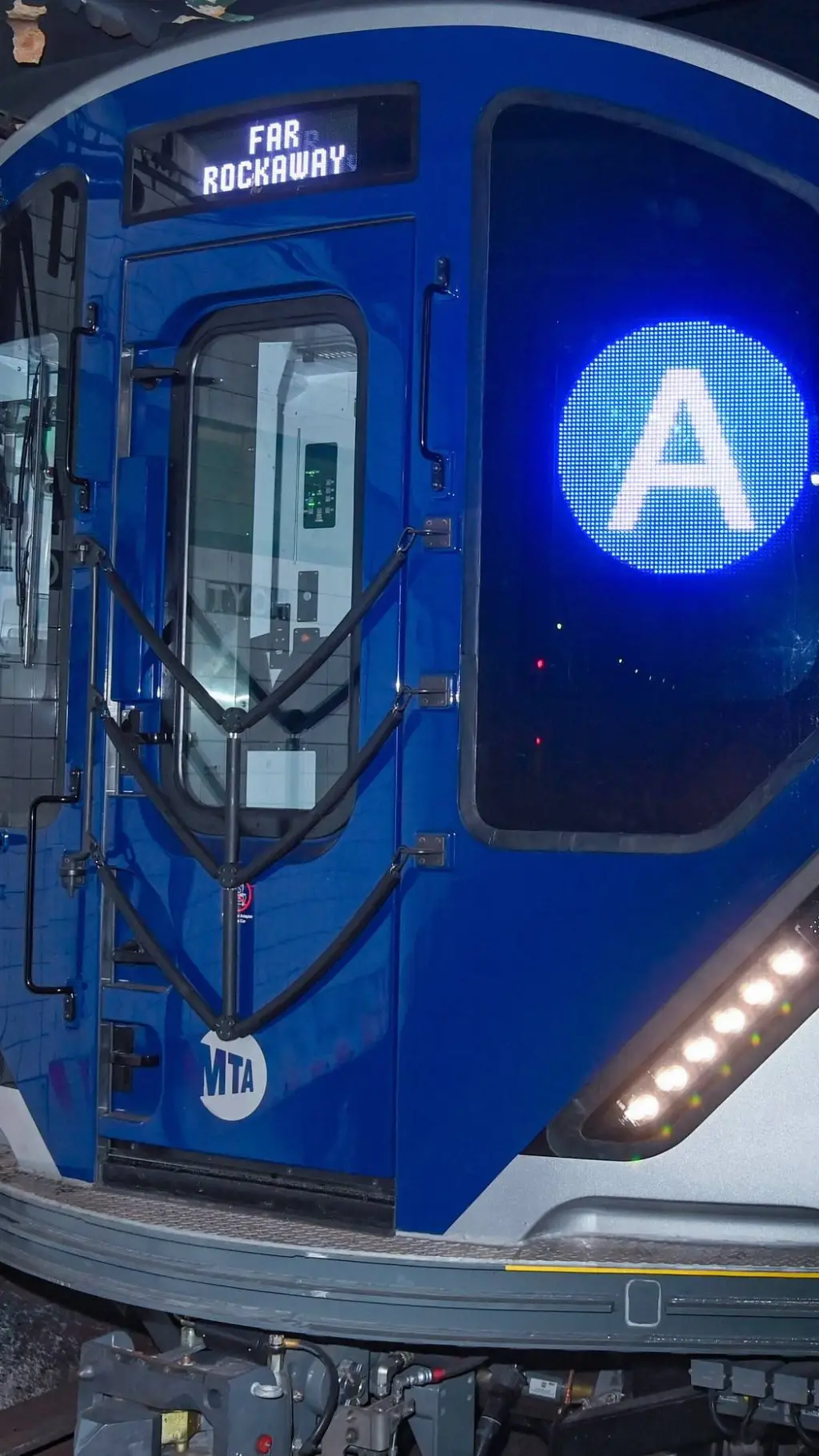 ai character: metro train of han background
