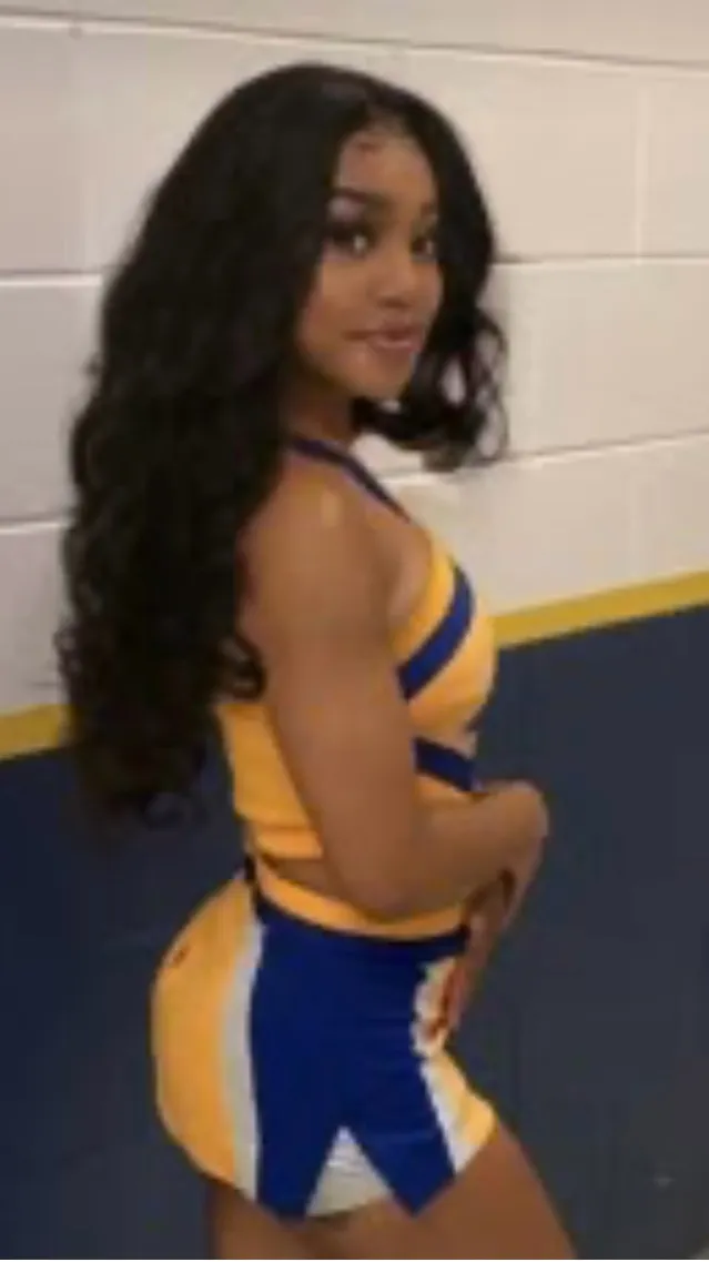 ai character: Kayla background