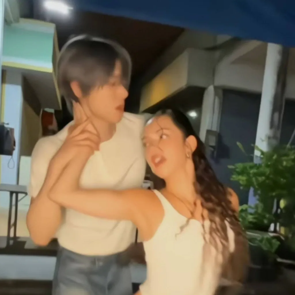 chat with ai character: yeonjun