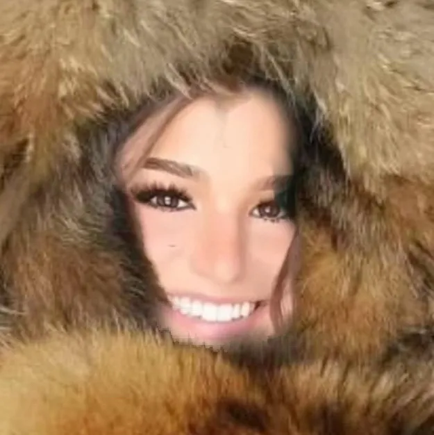 chat with ai character: Brooke Monk 5