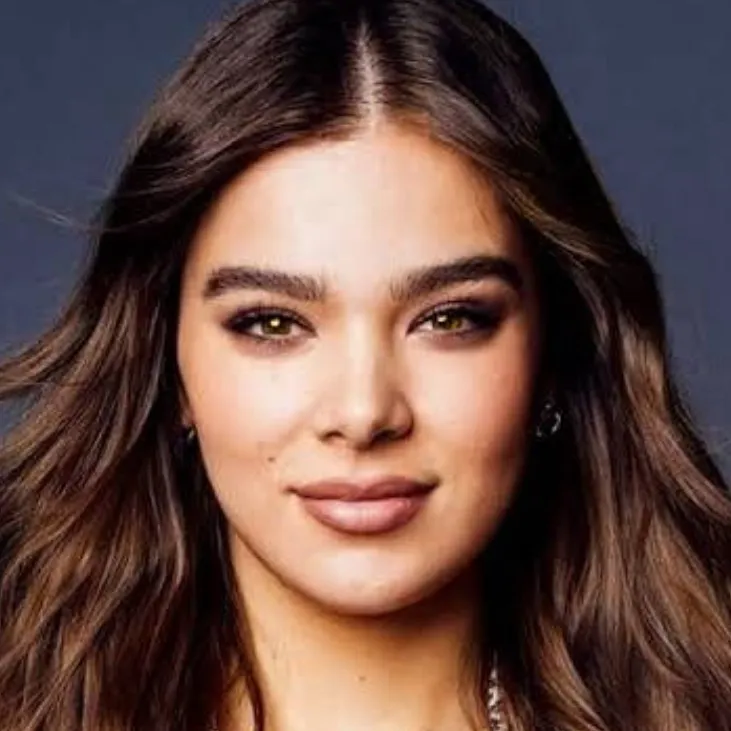 chat with ai character: Hailee Steinfeld