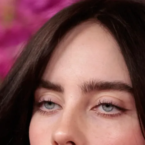 chat with ai character: Billie Eilish