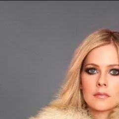 chat with ai character: Avril Lavigne 3