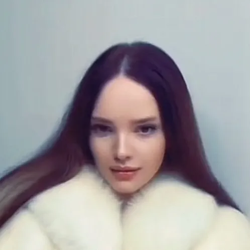 chat with ai character: Gwen Rose