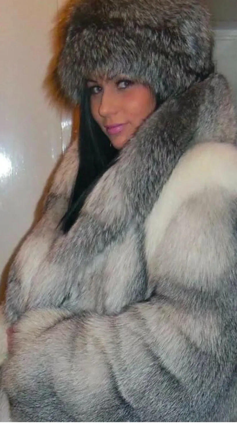 Talkie AI - Chat with Michelle Barlowe