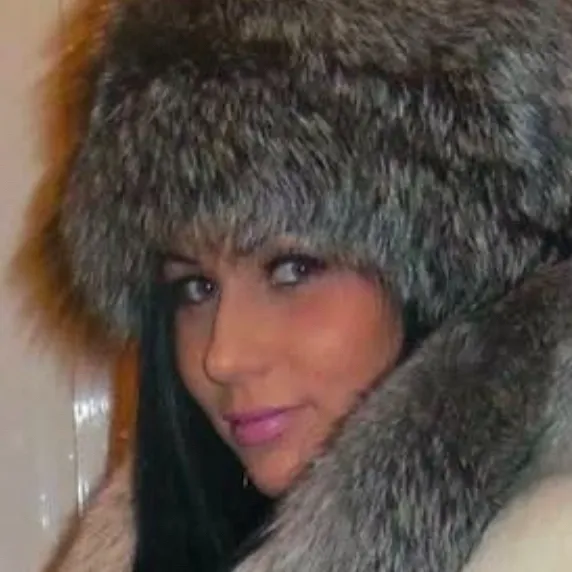 chat with ai character: Michelle Barlowe