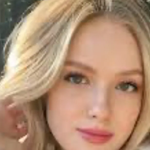 chat with ai character: Anna Rybalko 3