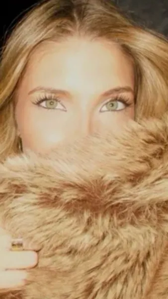 Talkie AI - Chat with Lexi Rivera 2