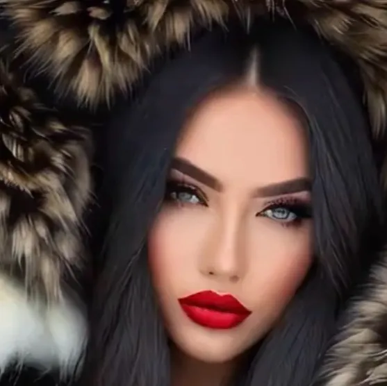 chat with ai character: Esme