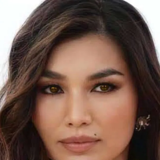 chat with ai character: Gemma Chan