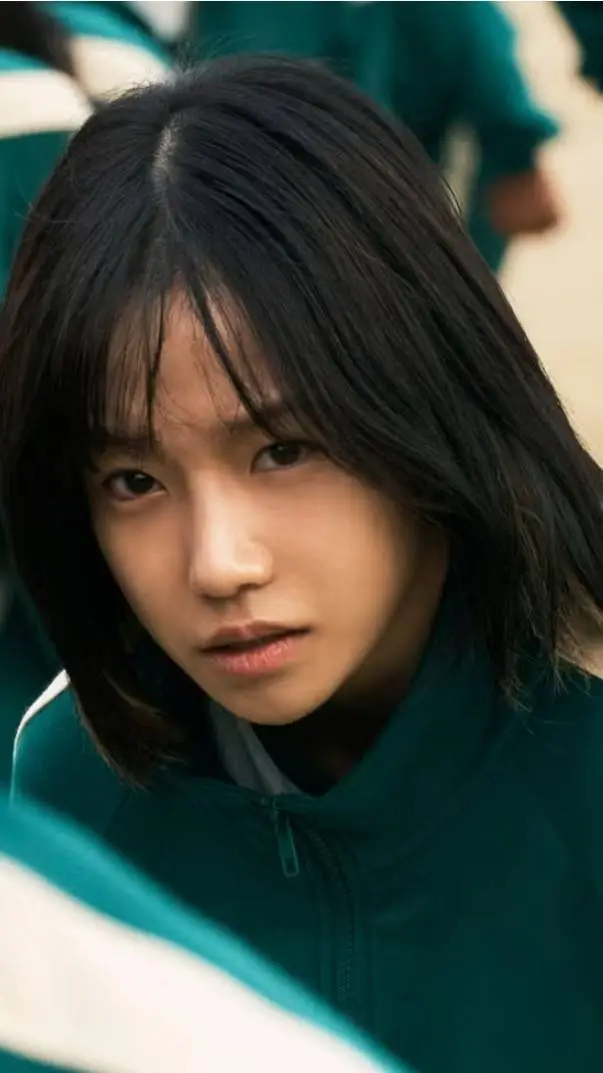 ai character: squid game 2 n 3:) background