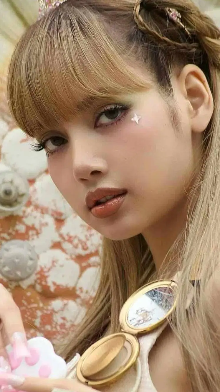 ai character: Blackpink Lisa background