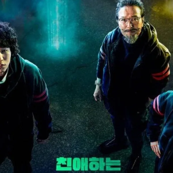 chat with ai character: Uncanny