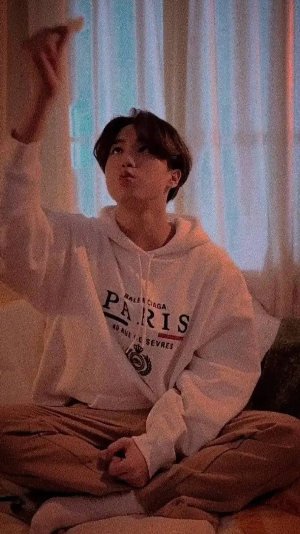 ai character: ☆HAN☆ background