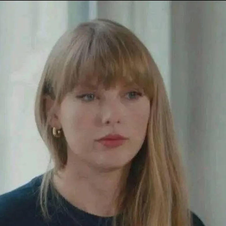 chat with ai character: TAYLOR SWIFT