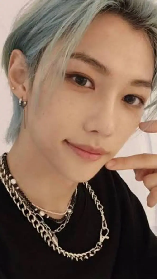 ai character: Skz PICK ME background