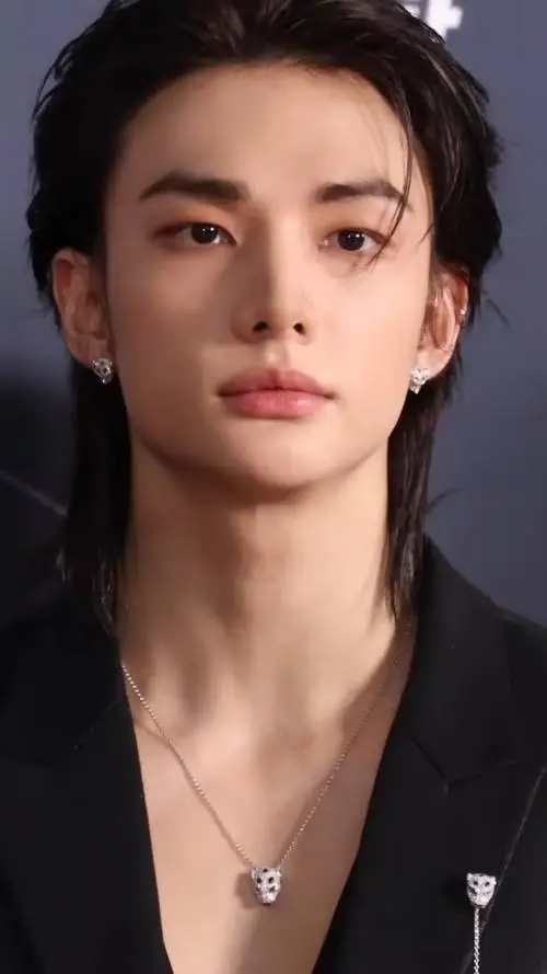 ai character: skz makeup background