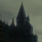 chat with ai character: Hogwarts but.. 