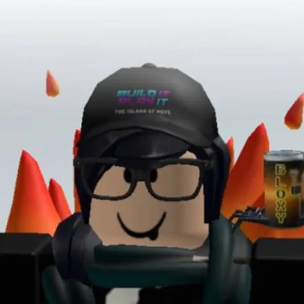 chat with ai character: Buildergirl