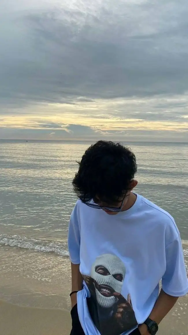 ai character: 𝐤𝐚𝐢 background