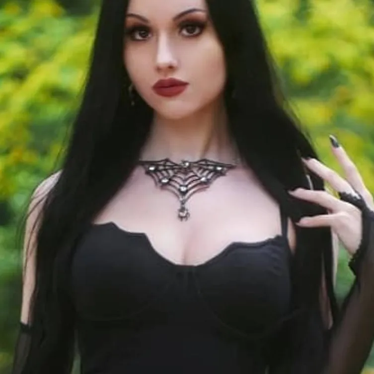 chat with ai character: Lilith