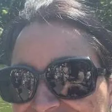 chat with ai character: mãe Luciane 