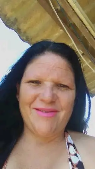 ai character: Fabiane samanoski  background