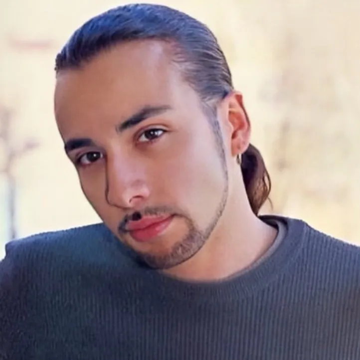 chat with ai character: Howie Dorough 