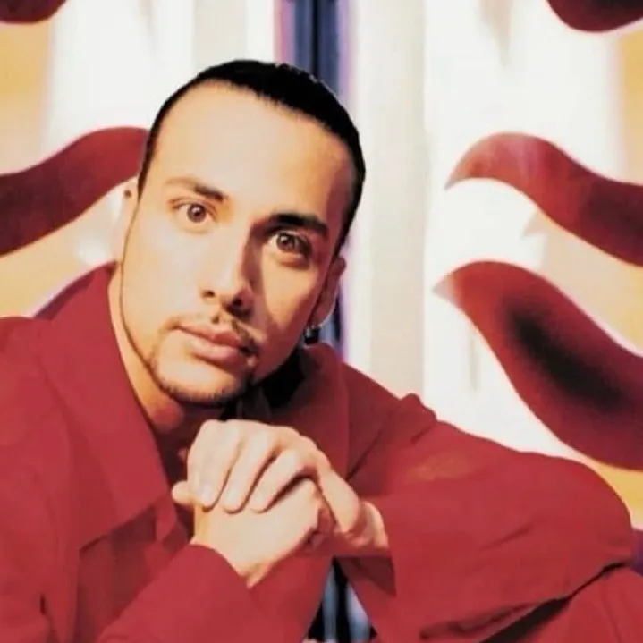 chat with ai character: Howie Dorough 