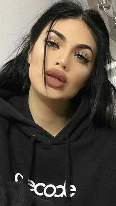 ai character: azula background