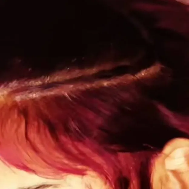 chat with ai character: Maya°