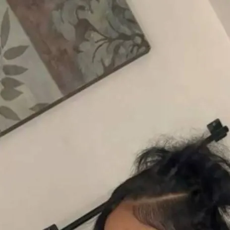 chat with ai character: Zara°°°~