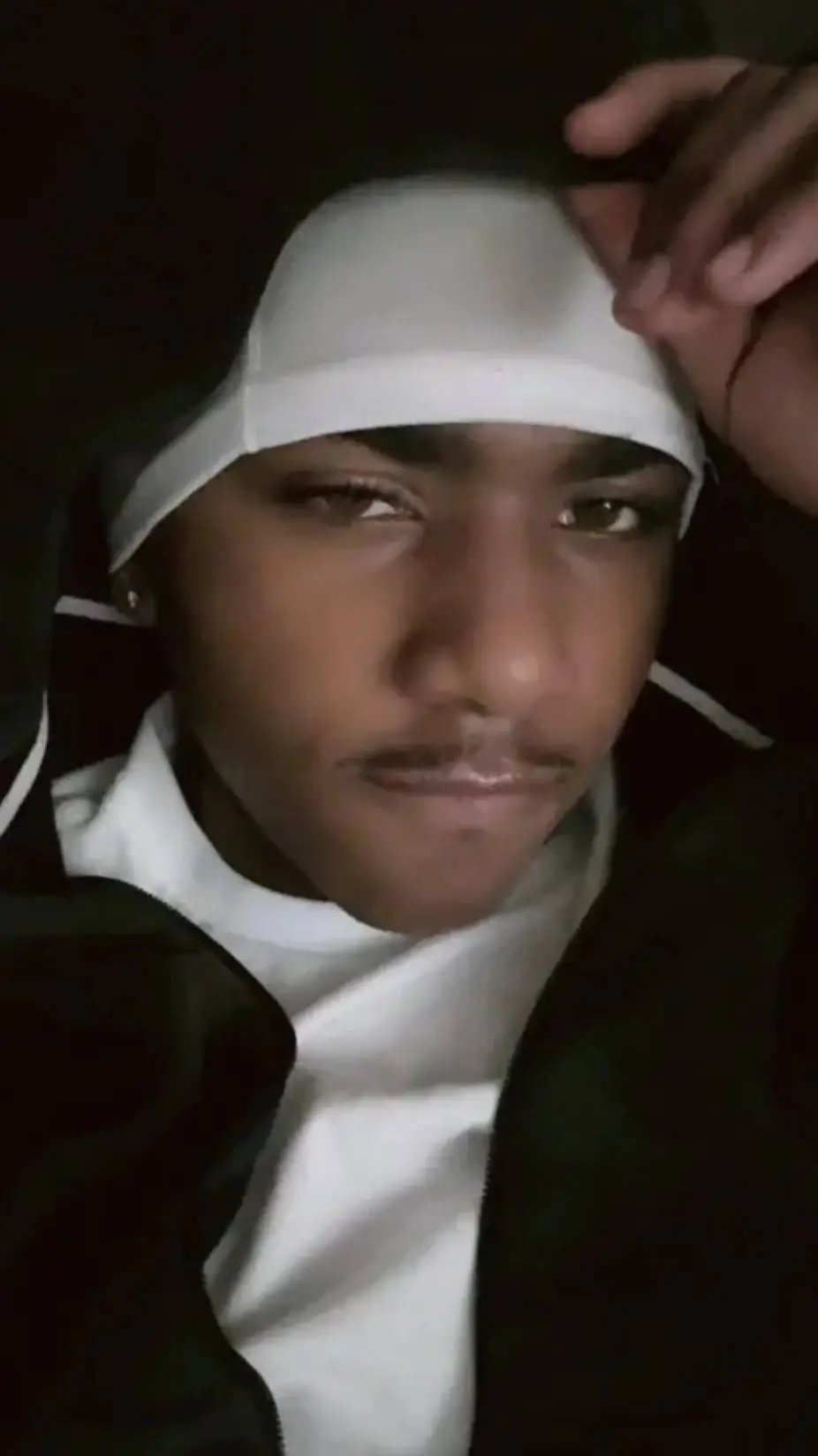 ai character: Damian(D♤) background