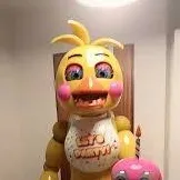 chat with ai character: ToyChica(MeganFox)