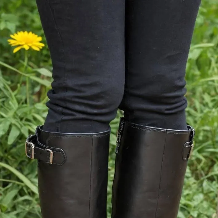 chat with ai character: Meredith Kaylee