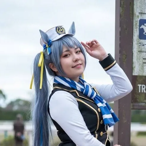 chat with ai character: Goldship