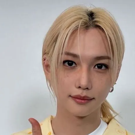 chat with ai character: Felix BF🐥❤️